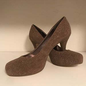 Madden Girl Getta Pumps Size 8